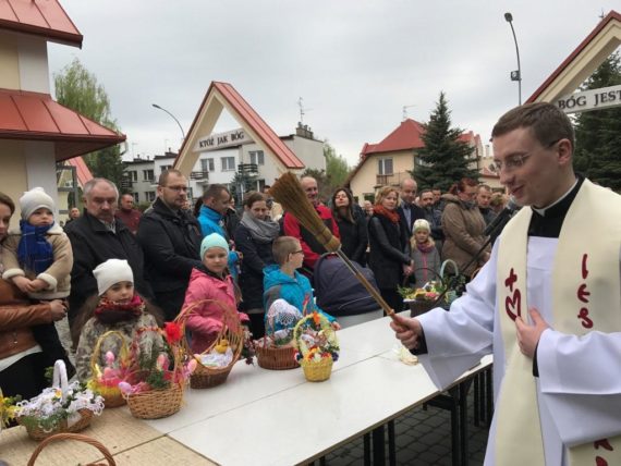 ŚWIĘCENIE POKARM&Oacute;W 2017